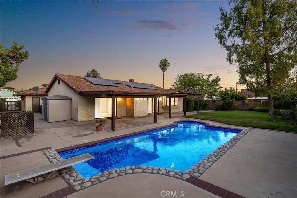 Maison à La Verne, Californie, États-Unis 2 - 18730008