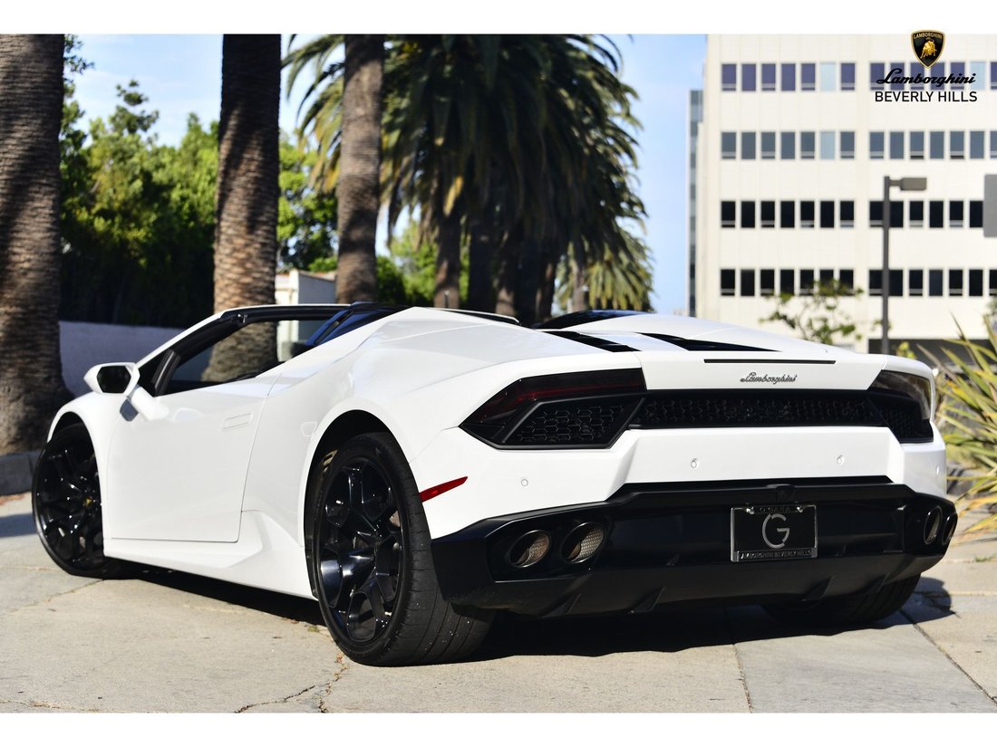 Cabriolet in Beverly Hills, CA, United States 3 - 18730897