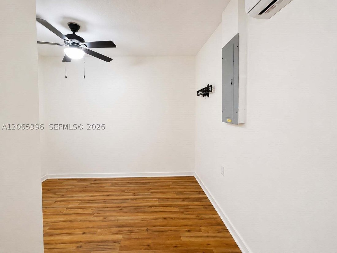 Haus in Hialeah, Florida, Vereinigte Staaten 3 - 18601021