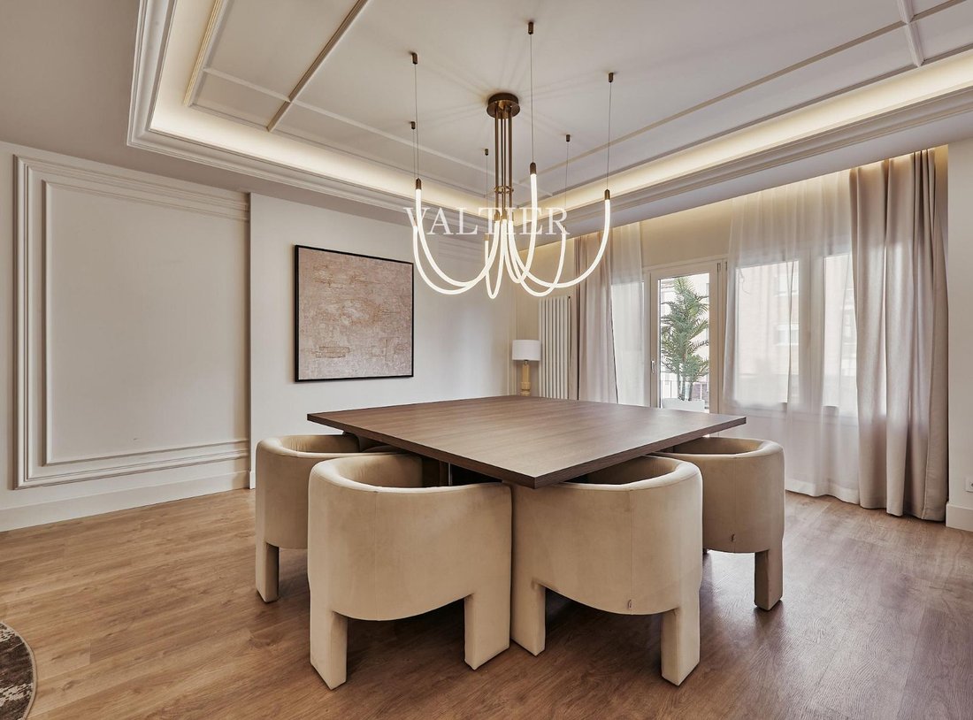 Appartamento a Chamartín, Madrid, Spagna 3 - 18730671