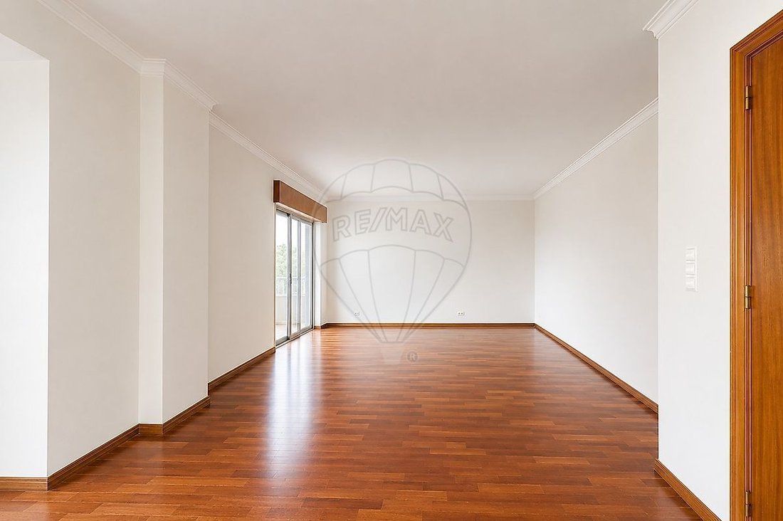 Apartment in Campolide, Lisbon, Portugal 3 - 18693404