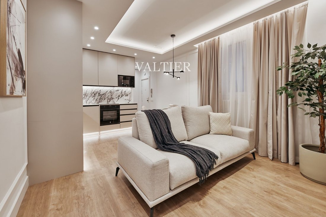 Appartamento a Chamberí, Madrid, Spagna 1 - 18730626