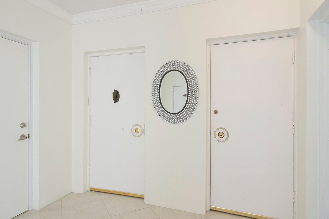 Condo in Naples, Florida, United States 4 - 18730596