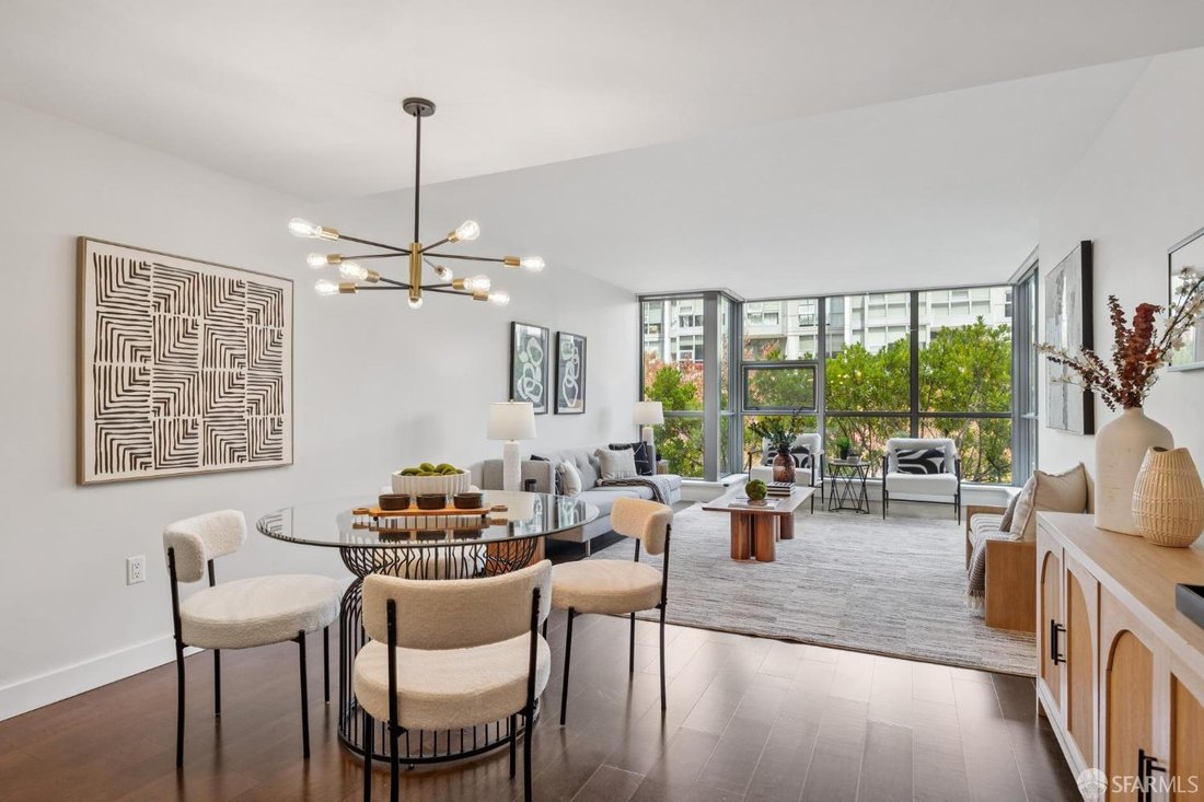 Condo in San Francisco, California, United States 2 - 18729627