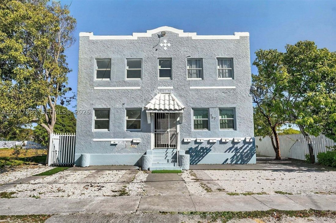 Miami, Florida, United States 1 - 18729804