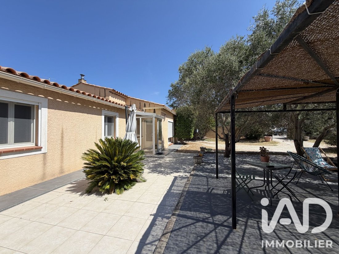House in Jonquieres Centre, Martigues, France 2 - 18732786
