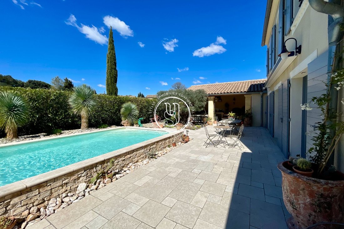 Villa en Uzès, Occitania, Francia 4 - 18730484