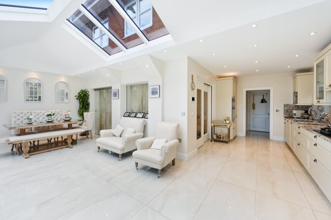 Casa a Nork, Reigate and Banstead, Inghilterra 2 - 18730216