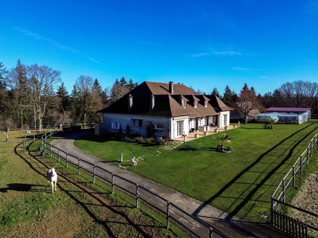 Tenuta a Laslades, Occitania, Francia 2 - 18731067