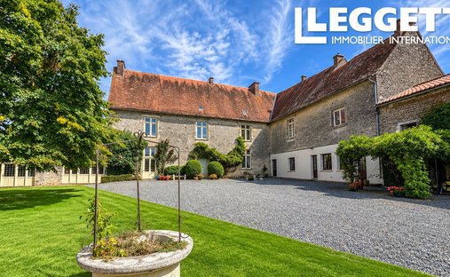 Château à Saint-Hilaire-des-Loges, Pays de la Loire, France 1