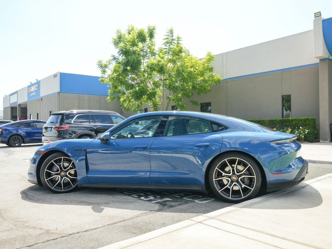 Sedan in Costa Mesa, CA, United States 3 - 18699532