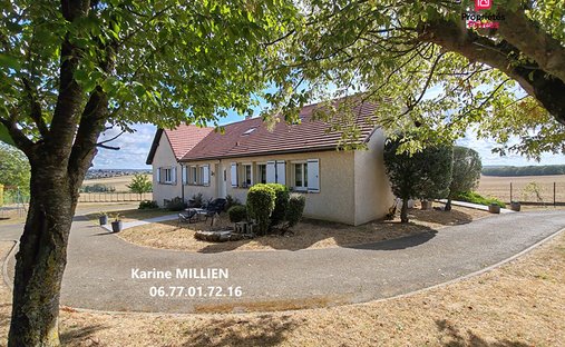 Villa à Le Bourg et le Hameaux, Beynes, France 1