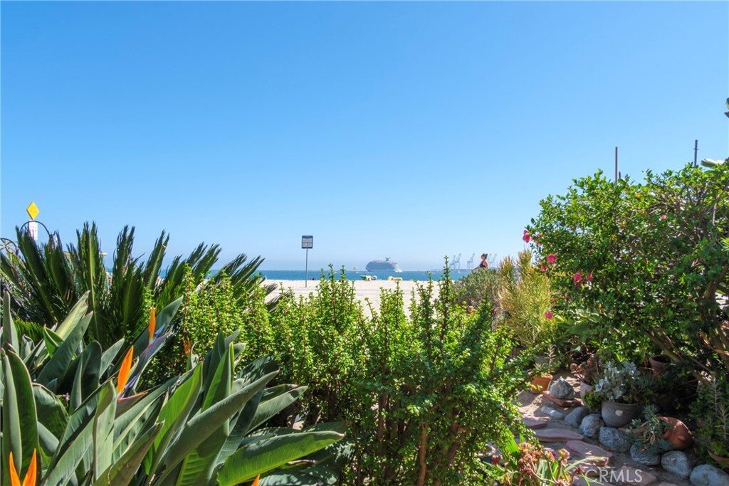 Condo in Signal Hill, California, United States 4 - 17730781
