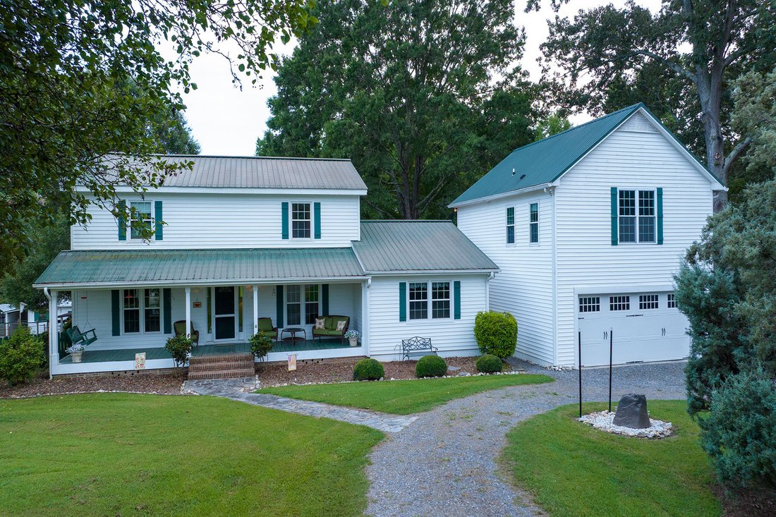 House in Clover, South Carolina, United States 2 - 18731422
