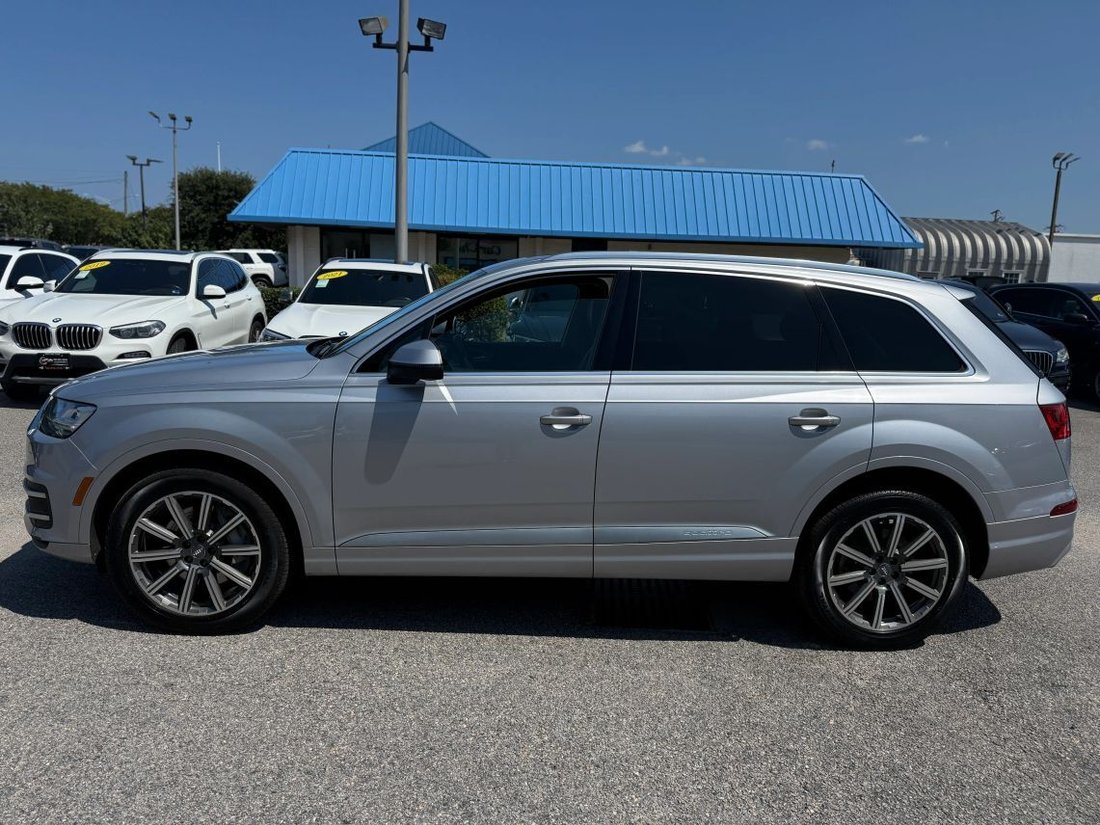 Suv in Virginia Beach, VA, United States 3 - 18721189
