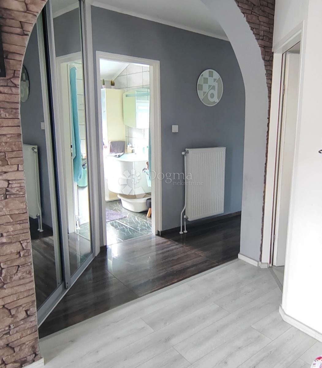 Appartement à Mjesni odbor Malesnica, Zagreb, Comitat de Zagreb 4 - 18736905