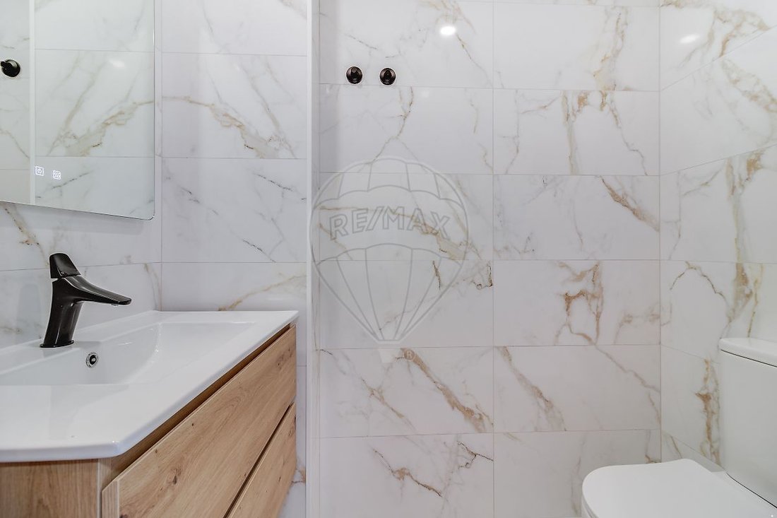 Appartamento a Vialonga, Lisbona, Portogallo 1 - 14754440