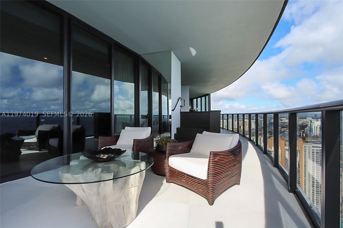 Condo in Sunny Isles Beach, Florida, United States 3 - 17374472