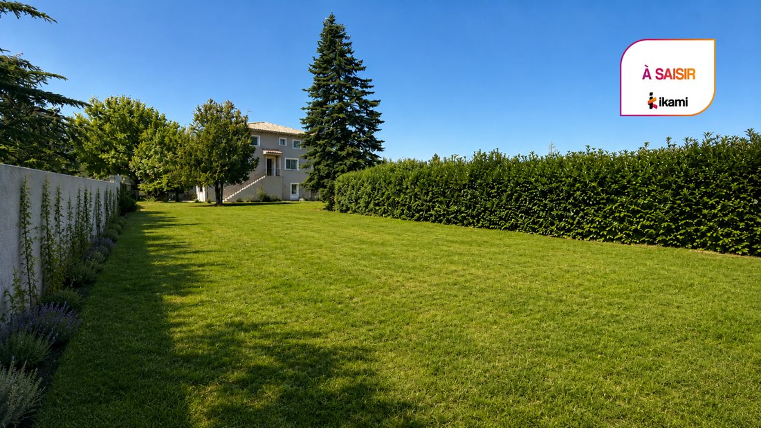 Casa en Savasse, Auvernia-Ródano-Alpes, Francia 1 - 18736475