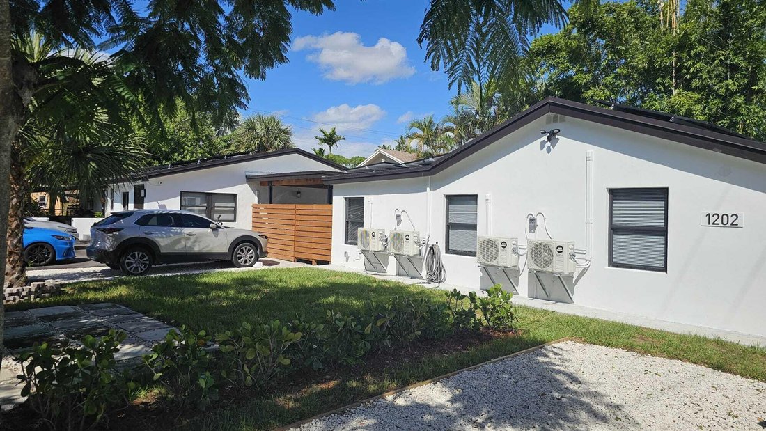 Fort Lauderdale, Florida, United States 2 - 18735092
