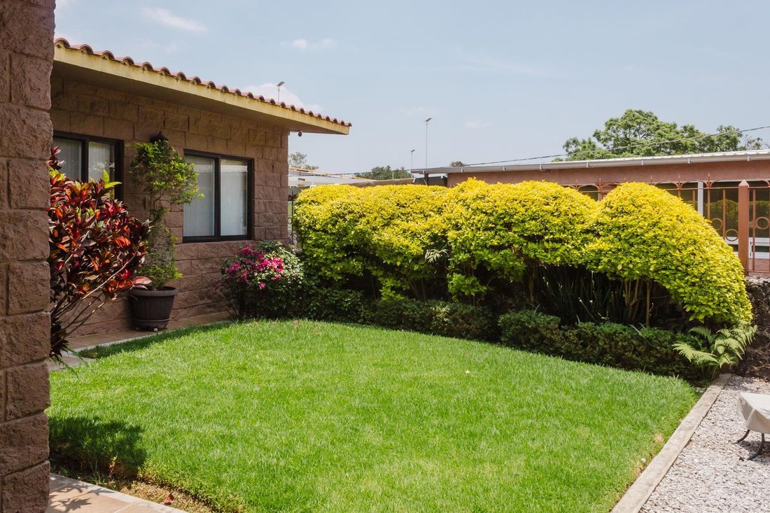 Villa a Tepoztlán, Morelos, Messico 1 - 18733775