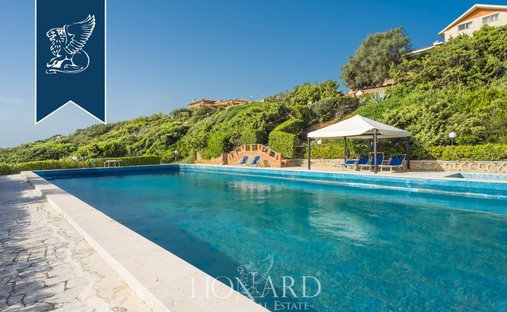 Villa a Sabaudia, Lazio, Italia 1