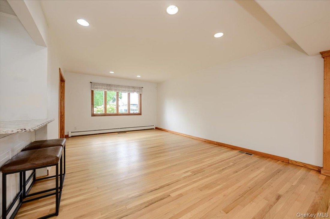 Casa en West Islip, Nueva York, Estados Unidos 2 - 18734658