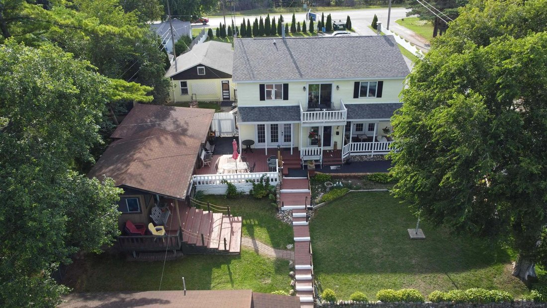 House in Lexington, Michigan, United States 2 - 18537714