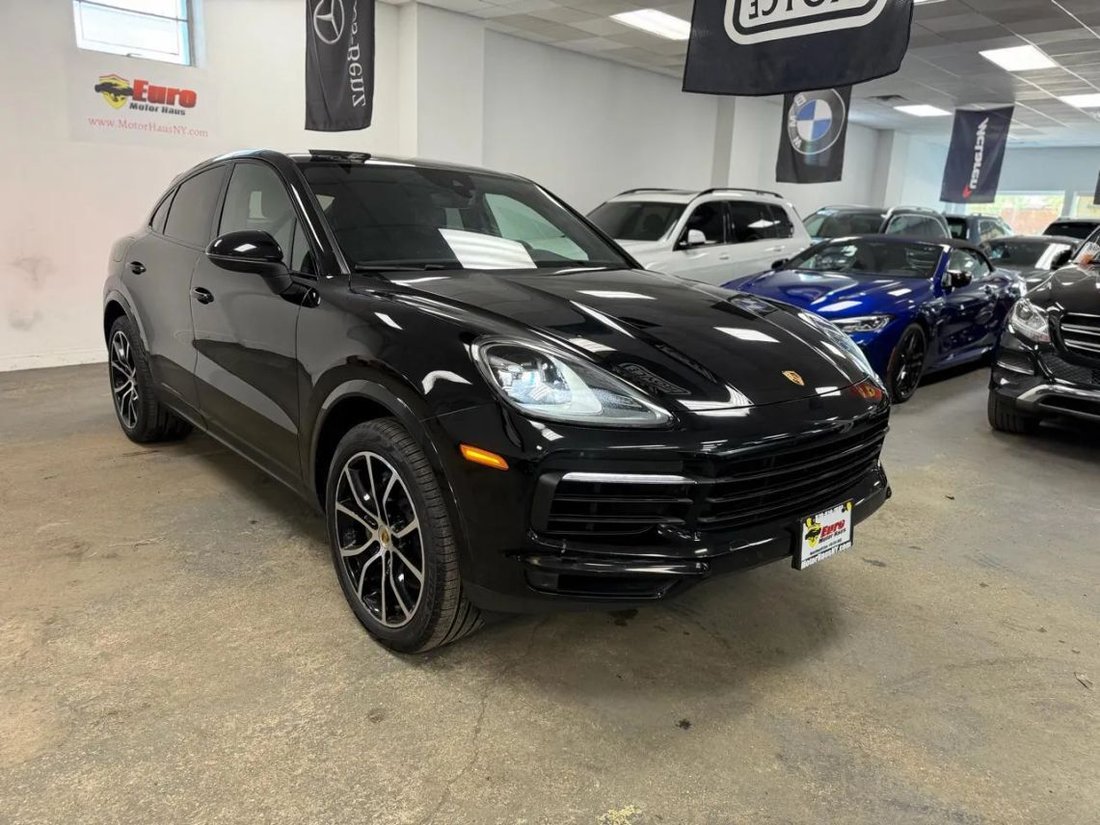 Suv in Great Neck, NY, United States 5 - 18734073