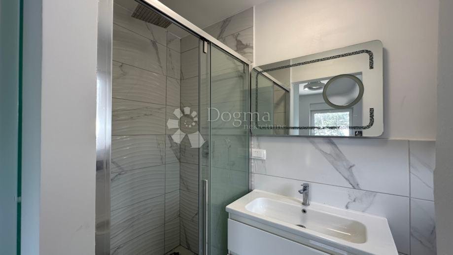 Appartamento a Banjol, Regione litoraneo-montana, Croazia 5 - 18736670
