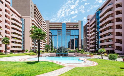Apartamento en Sao Domingos de Benfica, Lisboa, Portugal 1