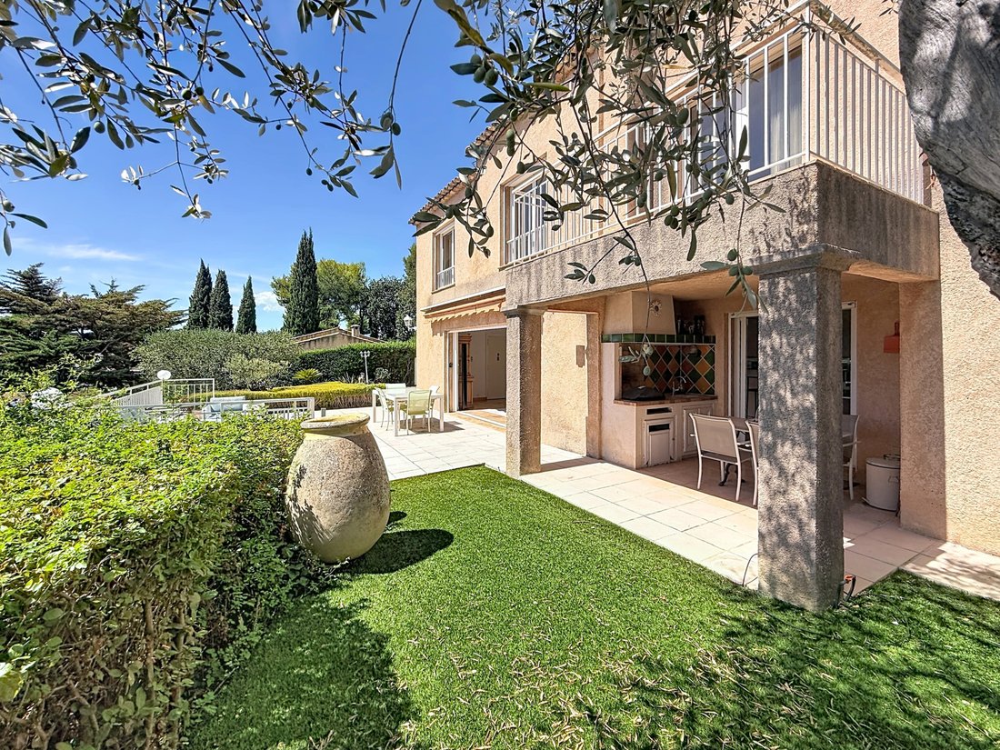 Villa in Val Fleuri-Montaleigne, Cagnes-sur-Mer, Frankreich 1 - 18737161