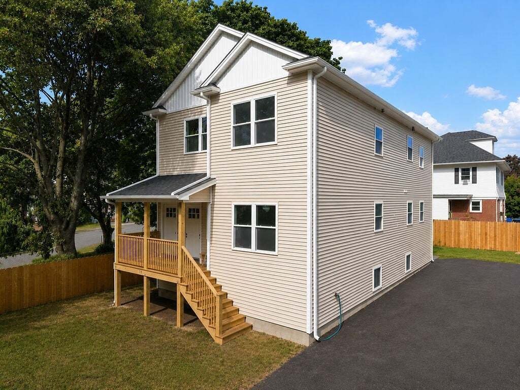 Altro a North Providence, Rhode Island, Stati Uniti 1 - 18731834