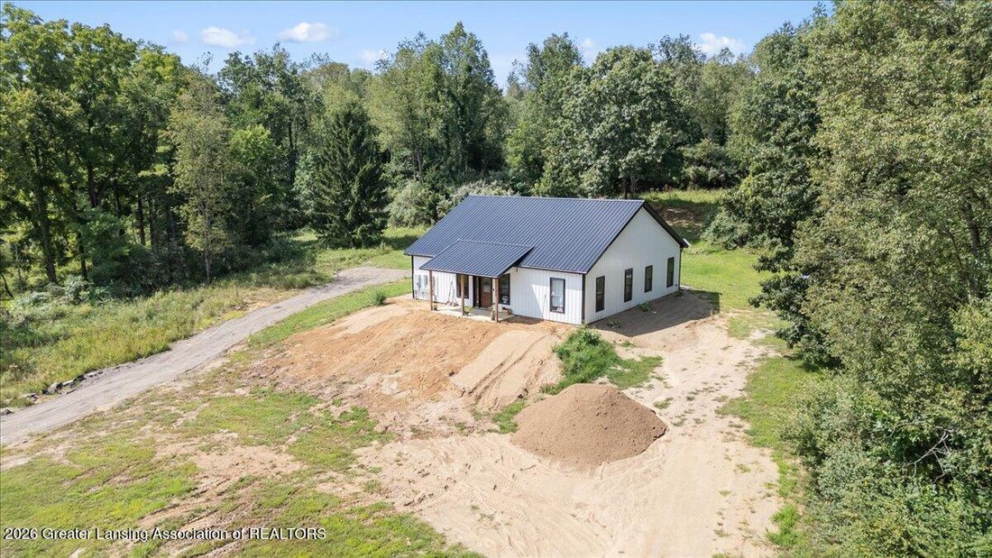 House in Albion, Michigan, United States 4 - 18735397