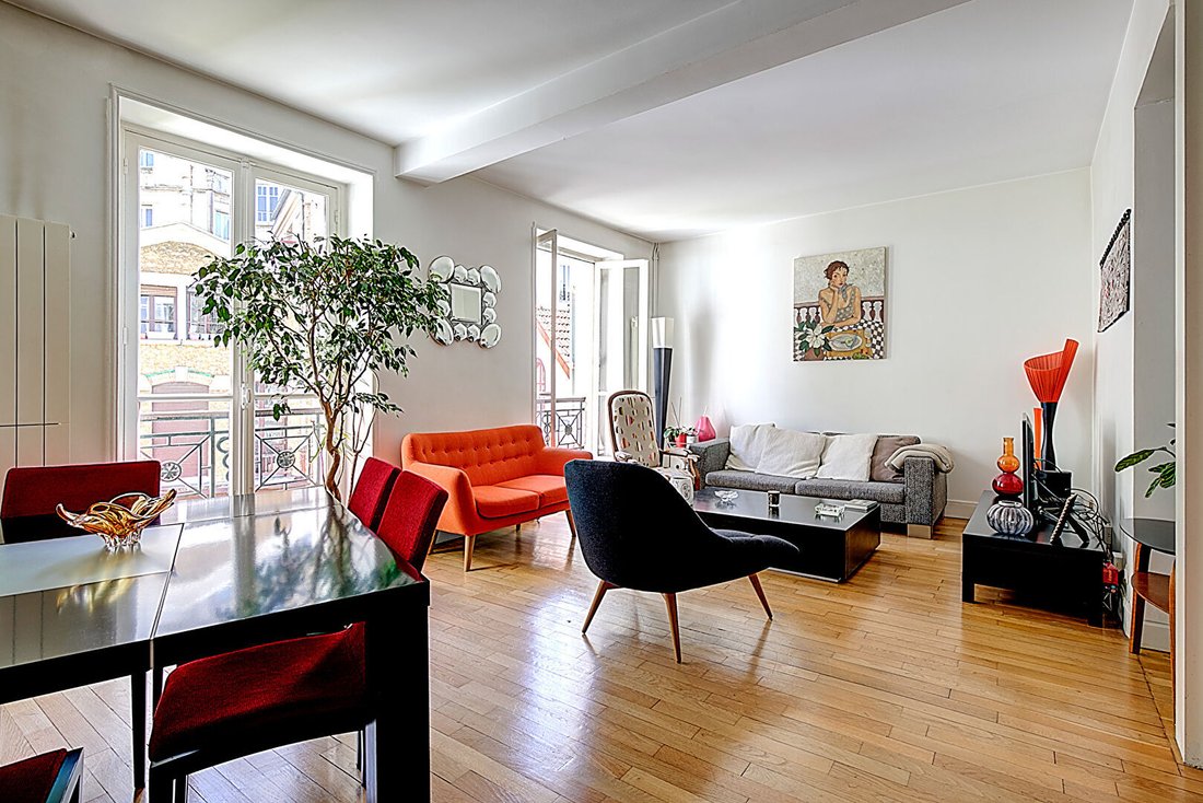 Apartment in Moskowa-Porte Montmartre-Porte de Clignancourt, Paris 18e Arrondissement, Paris 2 - 18737485