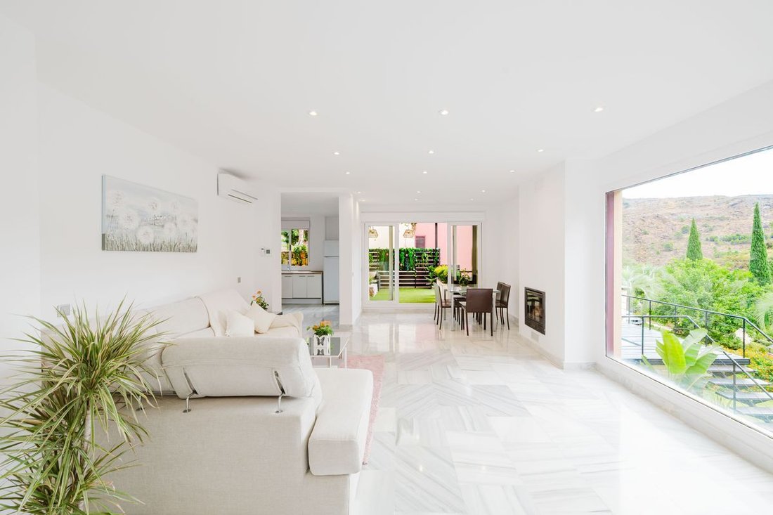 Villa in Benahavis, Andalusia, Spain 5 - 18265445
