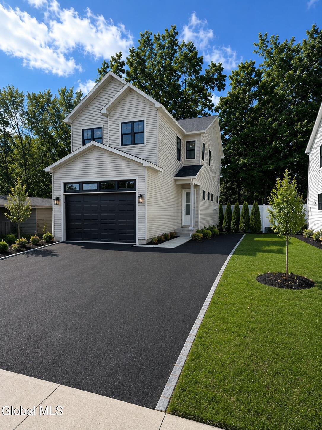 House in Saratoga Springs, New York, United States 1 - 17970523