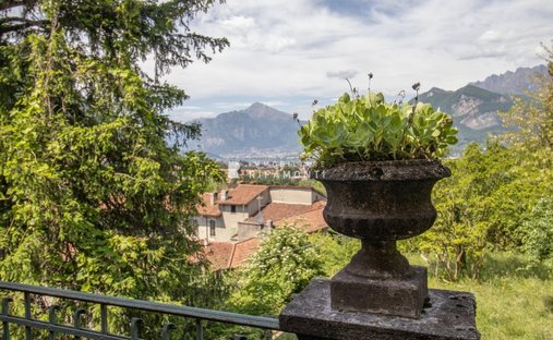 Villa a Valgreghentino, Lombardia, Italia 1