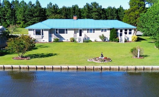 House in Belhaven, North Carolina, United States 1