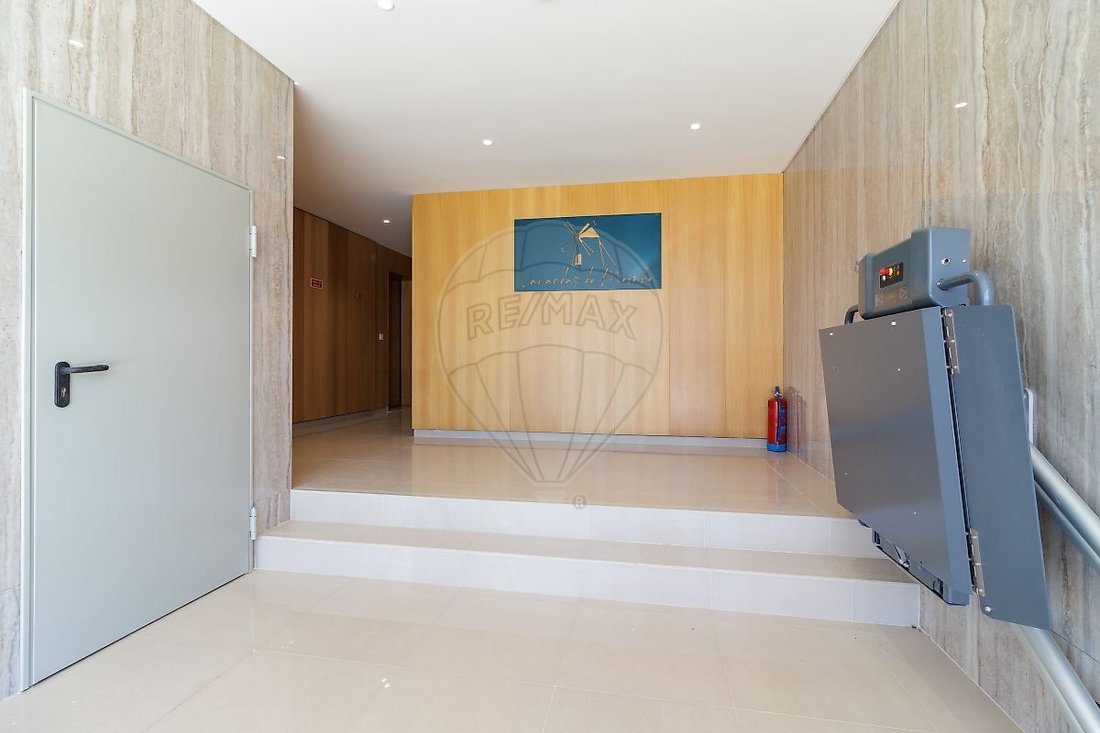 Appartamento a Vialonga, Lisbona, Portogallo 3 - 14754440