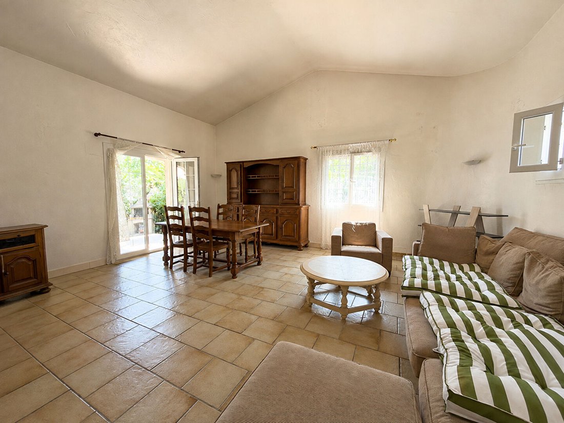 Villa en Mandelieu-la-Napoule, Provenza-Alpes-Costa Azul, Francia 3 - 18734007