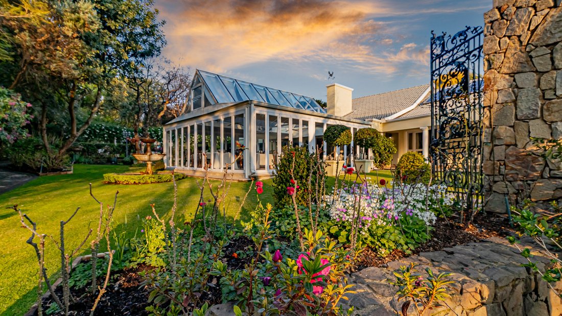 House in Ferndale, Gauteng, South Africa 4 - 18737082