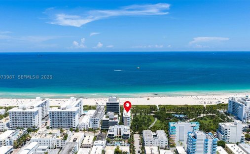 Condo in Miami Beach, Florida, United States 1