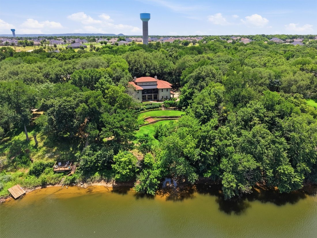 House in Granbury, Texas, United States 1 - 18327553