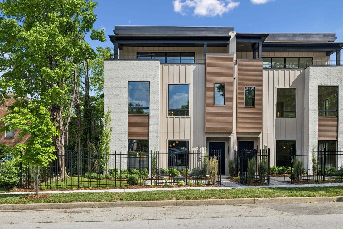 Co Op in Nashville, Tennessee, United States 2 - 18732238