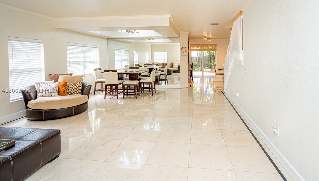 Maison à Doral, Floride, États-Unis 5 - 17708948