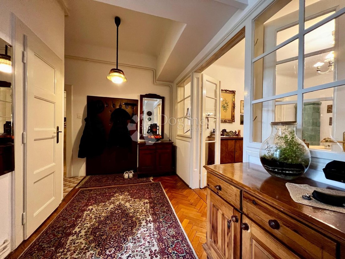 Apartamento en Mimara, Zagreb, Zagreb 2 - 18736986