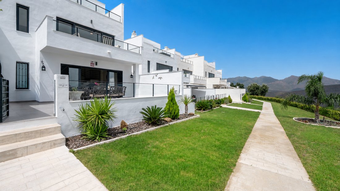 Residenza a Elviria-Cabopino, Marbella, Spagna 1 - 18736172