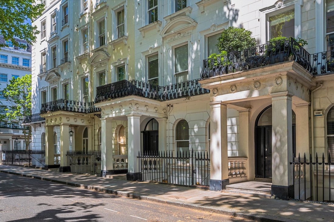 Apartment in Hyde Park, Westminster, England 2 - 18732414