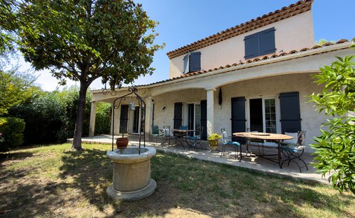 Villa in Mandelieu-la-Napoule, Provence-Alpes-Côte d'Azur, France 1
